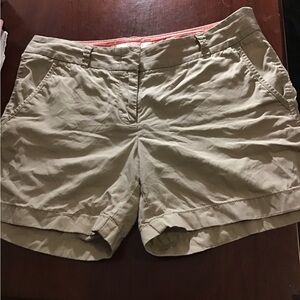 Women’s J Crew 100% cotton broken-in Chino tan shorts size 4